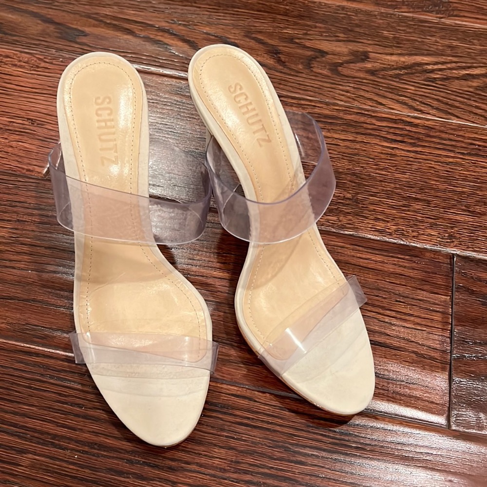 Schutz nude heels size 8